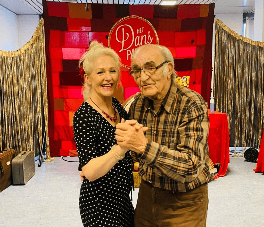 Foto: Ester Pivacet - Henk en Yvonne dansen op de Rumba - vrijdag 19 april Pier 80 Rotterdam 